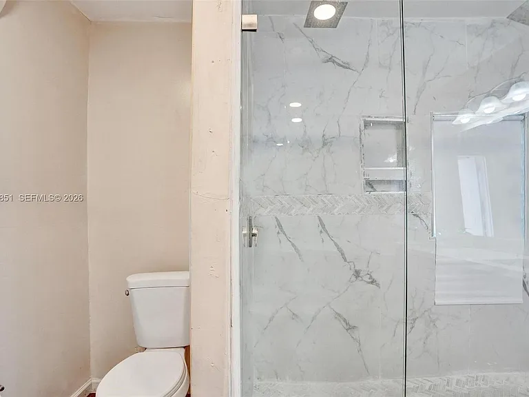610 Carolina Ave #2 — Photo 3