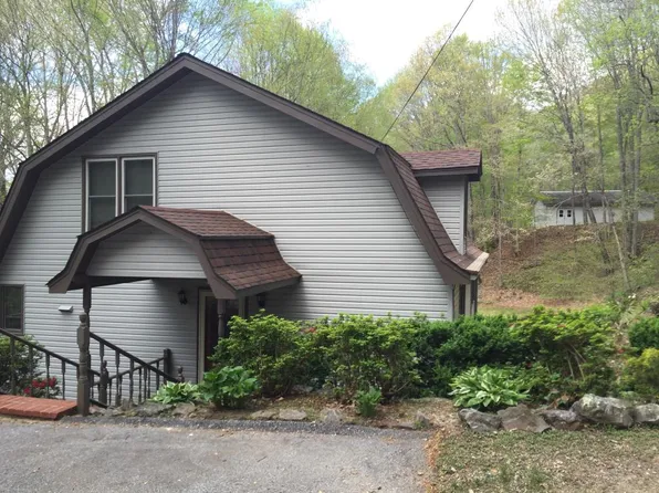 35 Rabbit Track Trl, Franklin, NC 28734