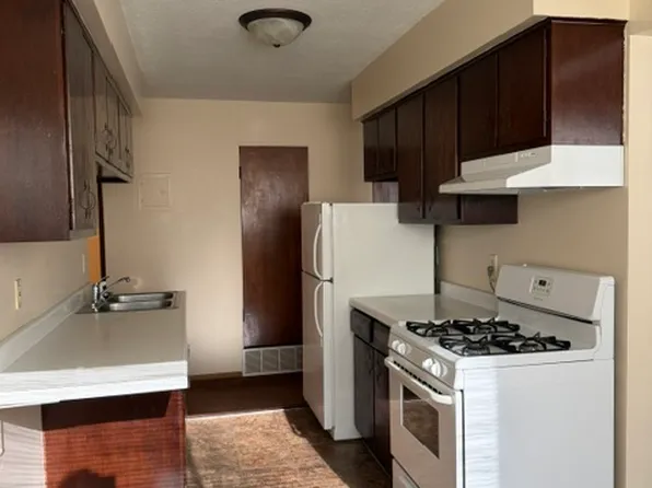 4819 Azelia Ave N APT 3, Minneapolis, MN 55429