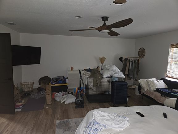 4th image of 10 Spruce Pine Ct N