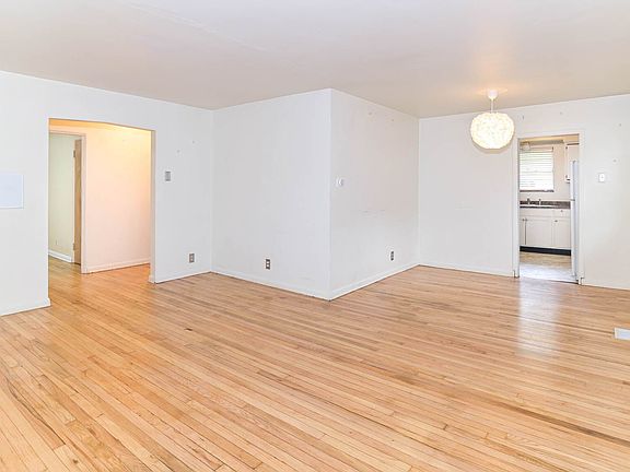4th image of 3415 E 38th St