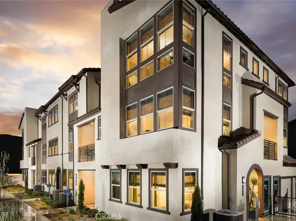 10922 Champions Ln, Los Alamitos, CA 90720