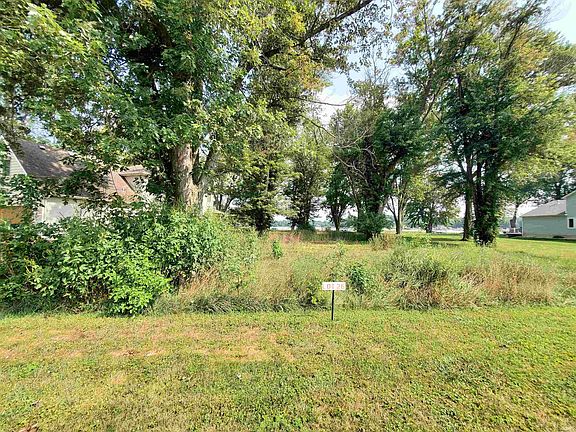 2nd image of Ln Ln #220-lot 26