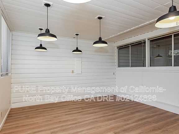 2nd image of 201 Meadowlark Ln APT E1
