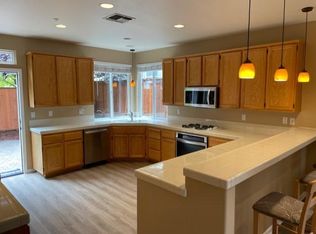 15 Altamira Ct, Novato, CA 94949