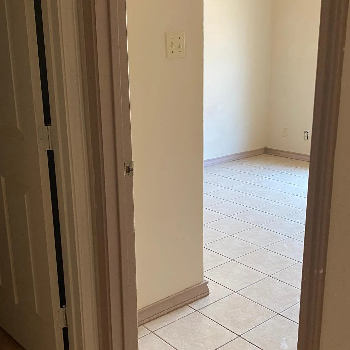 9021 Cliff Drive — Photo 2