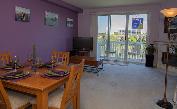 2nd image of 406 Arboretum Dr #76