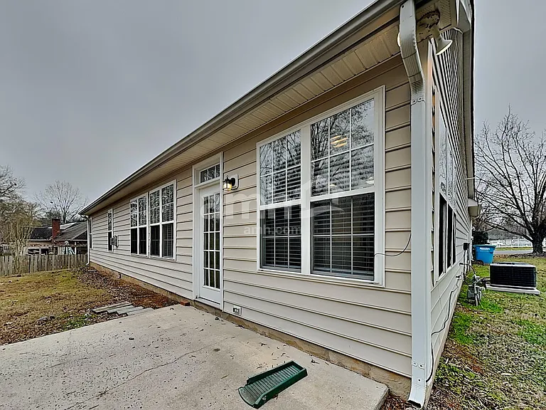 6604 Conifer Cir — Photo 19