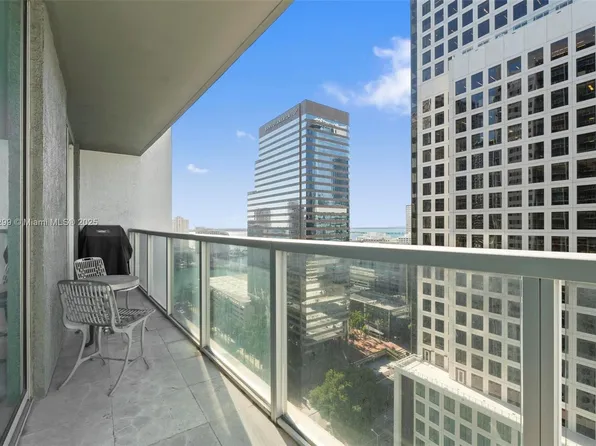 500 Brickell Ave APT 2510, Miami, FL 33131