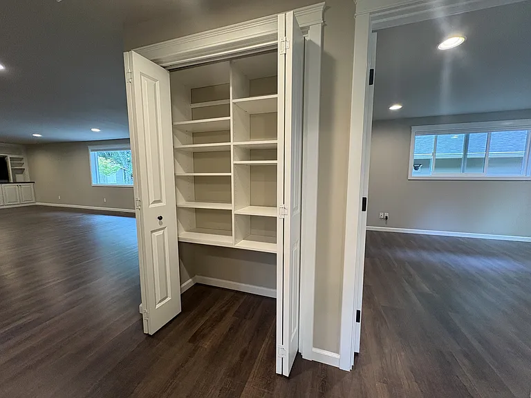 91 SE Kalium Dr — Photo 10
