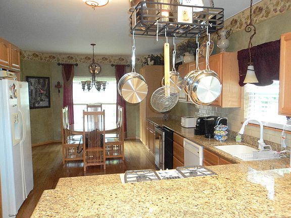 2nd image of 775 Westwind Dr