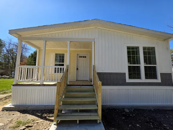 46 Sparrow Dr #32, Augusta, ME 04330