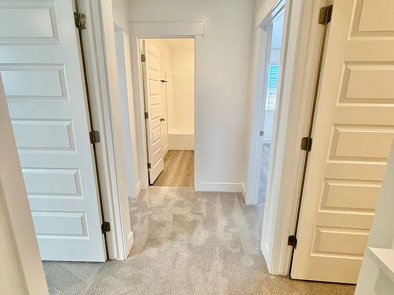 2375 E Luciano Ln — Photo 14