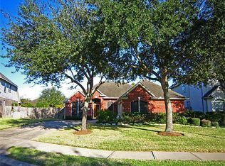 14214 Deep Cove Ln, Sugar Land, TX 77498