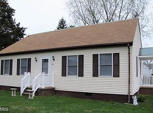 303 N Rappahannock St, Remington, VA 22734