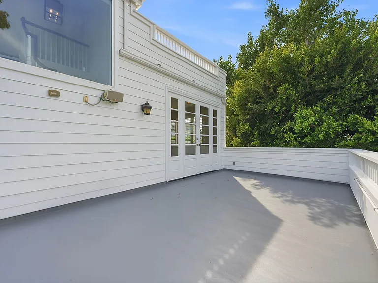 315 1/2 Goldenrod Ave — Photo 14