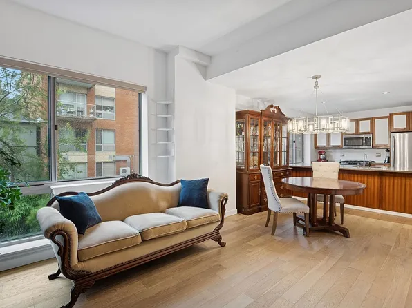 3585 Greystone Ave APT 3E, Bronx, NY 10463