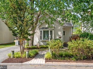 504 Fairmount Dr, Edgewater, MD 21037