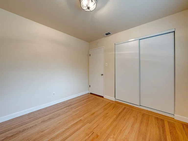 5113 Sitton Way — Photo 26