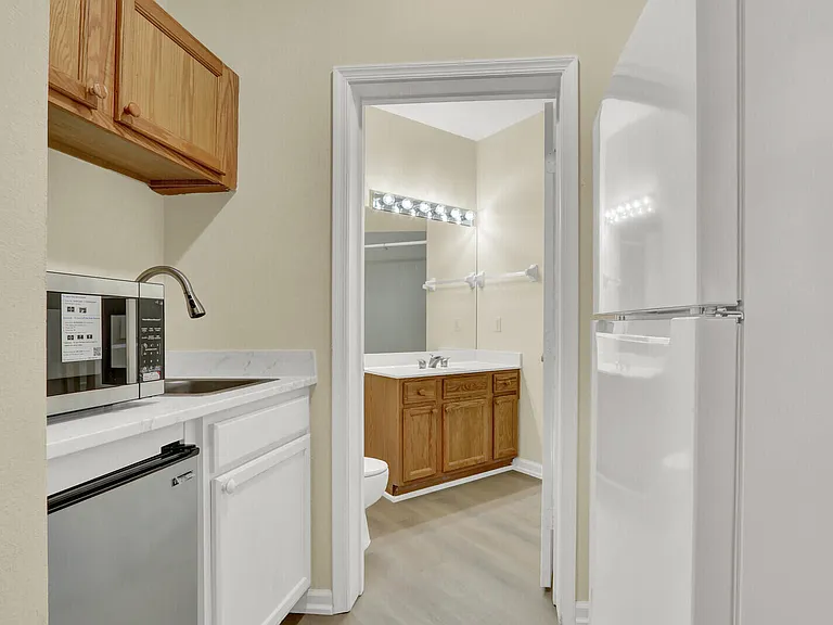 8319 Mulligan Cir — Photo 22