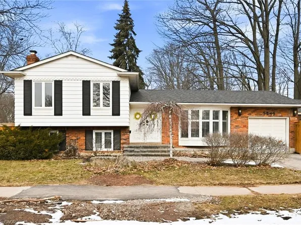 5245 Bromley Rd, Burlington, ON L7L 3G1