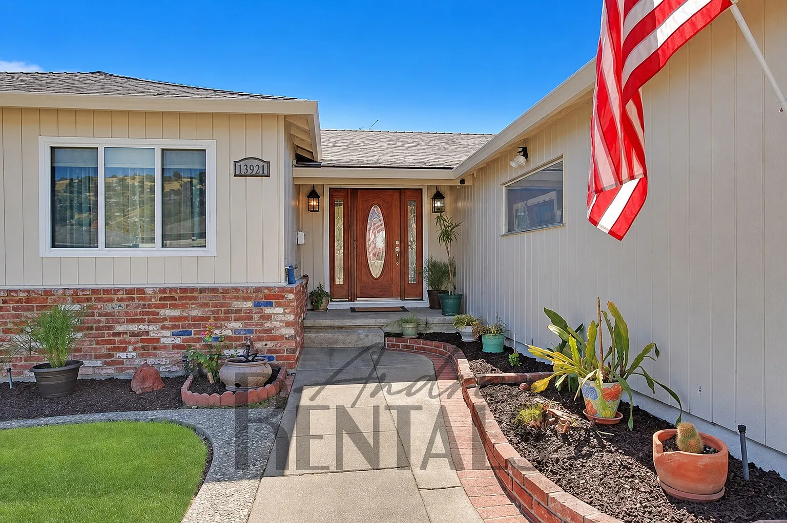 3 bed, 1590 sqft, $4,000 — Photo 2