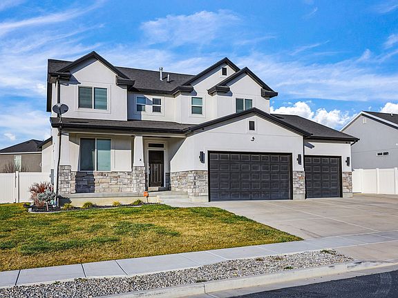 2nd image of 263 E Coventry Way