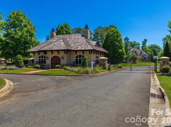 519 Meadowsweet Ln, Waxhaw, NC 28173