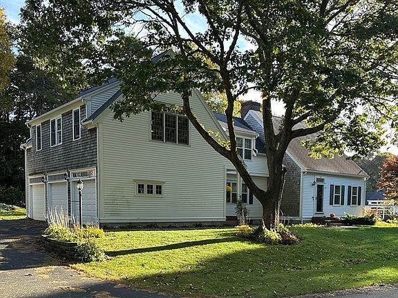 2nd image of 65 Lakewood Dr
