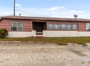 101 Beasley Rd, Corpus Christi, TX 78418
