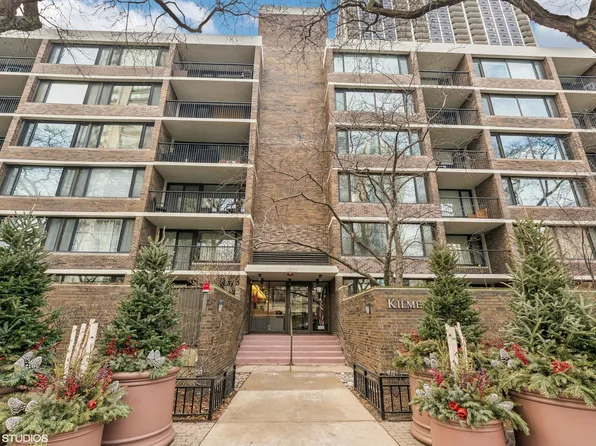 1555 N Sandburg Ter APT 115K, Chicago, IL 60610