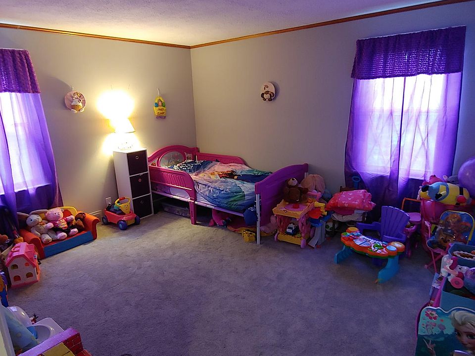 2nd image of 281 Springville Ave