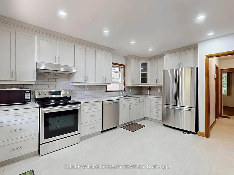 252 Elgin Mills Rd W #A — Photo 6