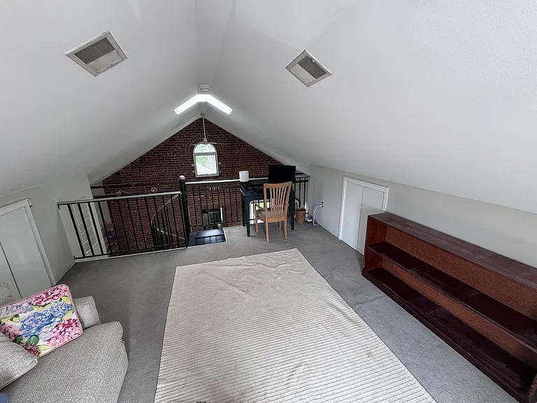 39 Davenport St #2 — Photo 11