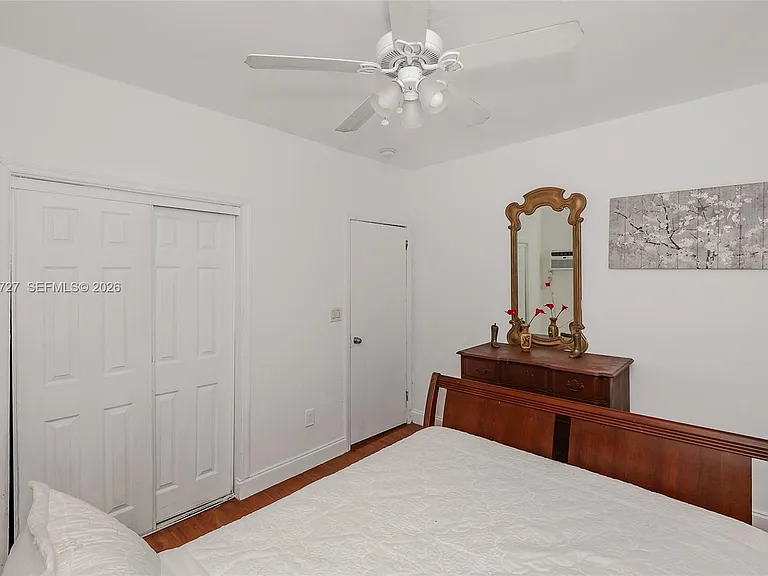 13485 NE 9th Ave — Photo 12