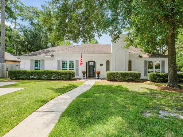 8851 Larston St, Houston, TX 77055