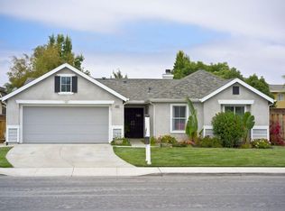 2030 Carousel Dr, Hollister, CA