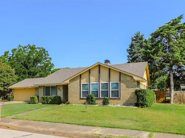 1327 Big Stone Gap Rd, Duncanville, TX 75137