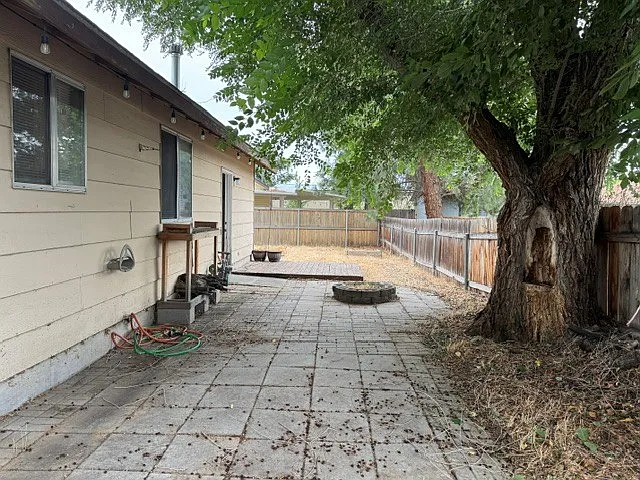 3043 S Virginia Ave — Photo 13