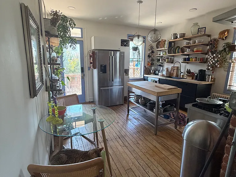 2846 Huntingdon Ave — Photo 10