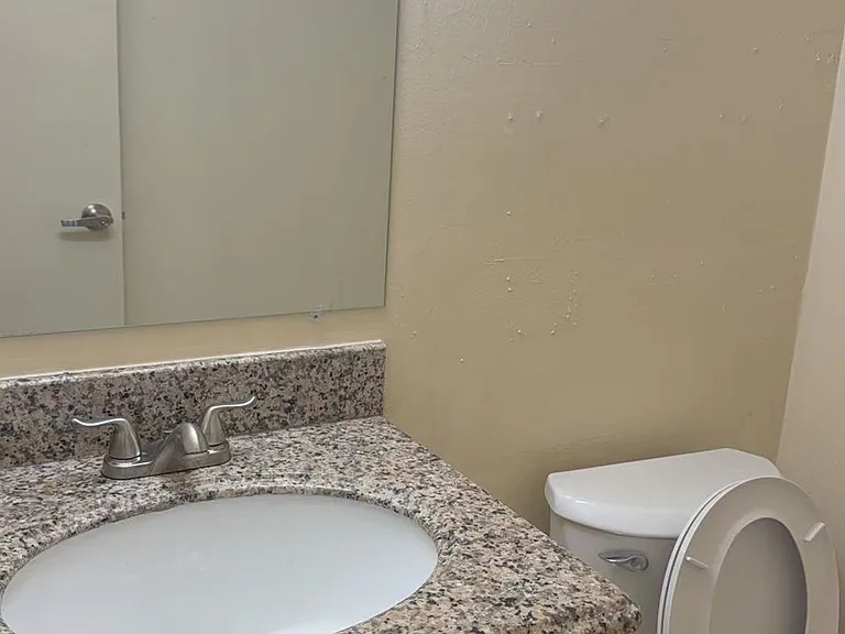4140 Delaware Ave #C — Photo 5