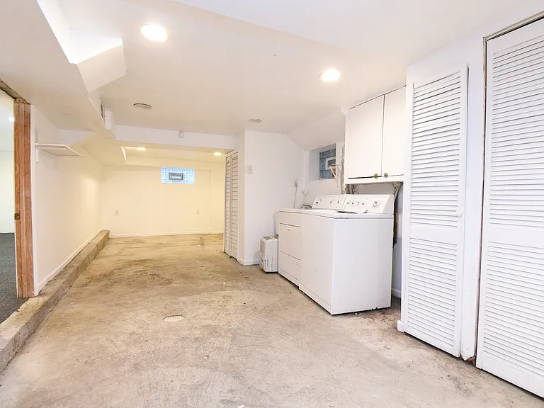 3332 W Le Moyne St — Photo 26