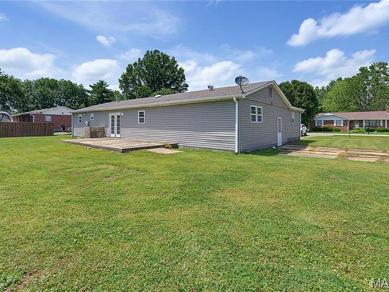 Listing photo 4