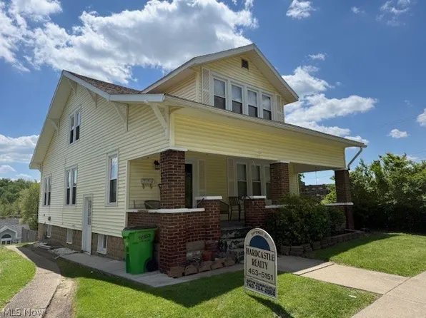 66 W High St, New Concord, OH 43762