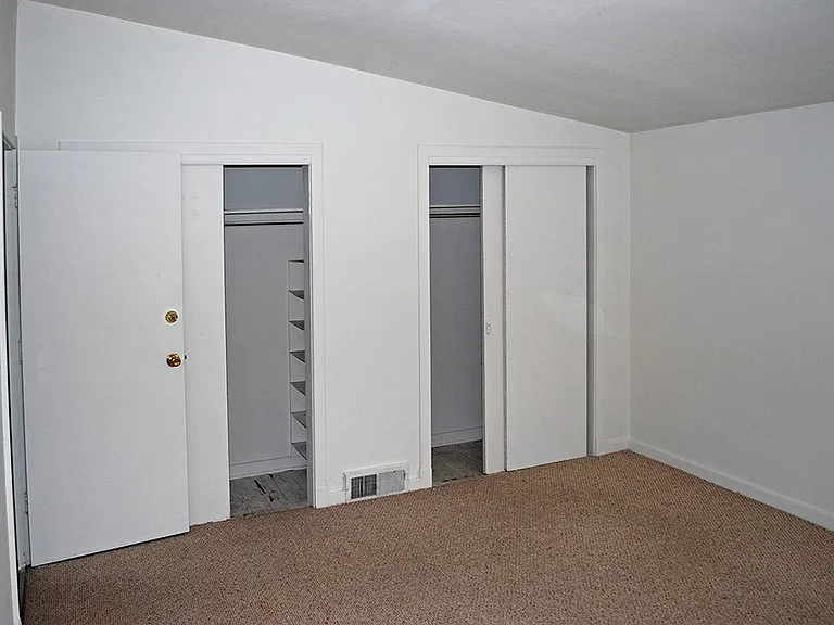 1415 E Hunter Ave — Photo 7
