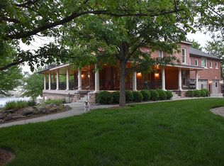 8008 Maui Cir, Papillion, NE 68046