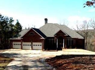 445 Chattahoochee Winds Dr, Demorest, GA 30535