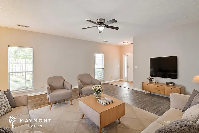 718 Sandy Ridge Ct — Photo 4