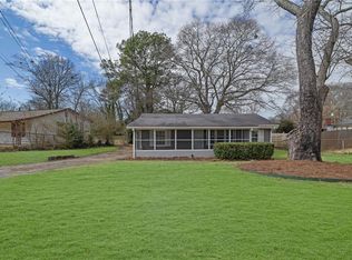 2880 Hall Dr SE, Smyrna, GA 30082