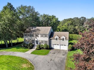 9 Herrick Dr, Milton, MA 02186